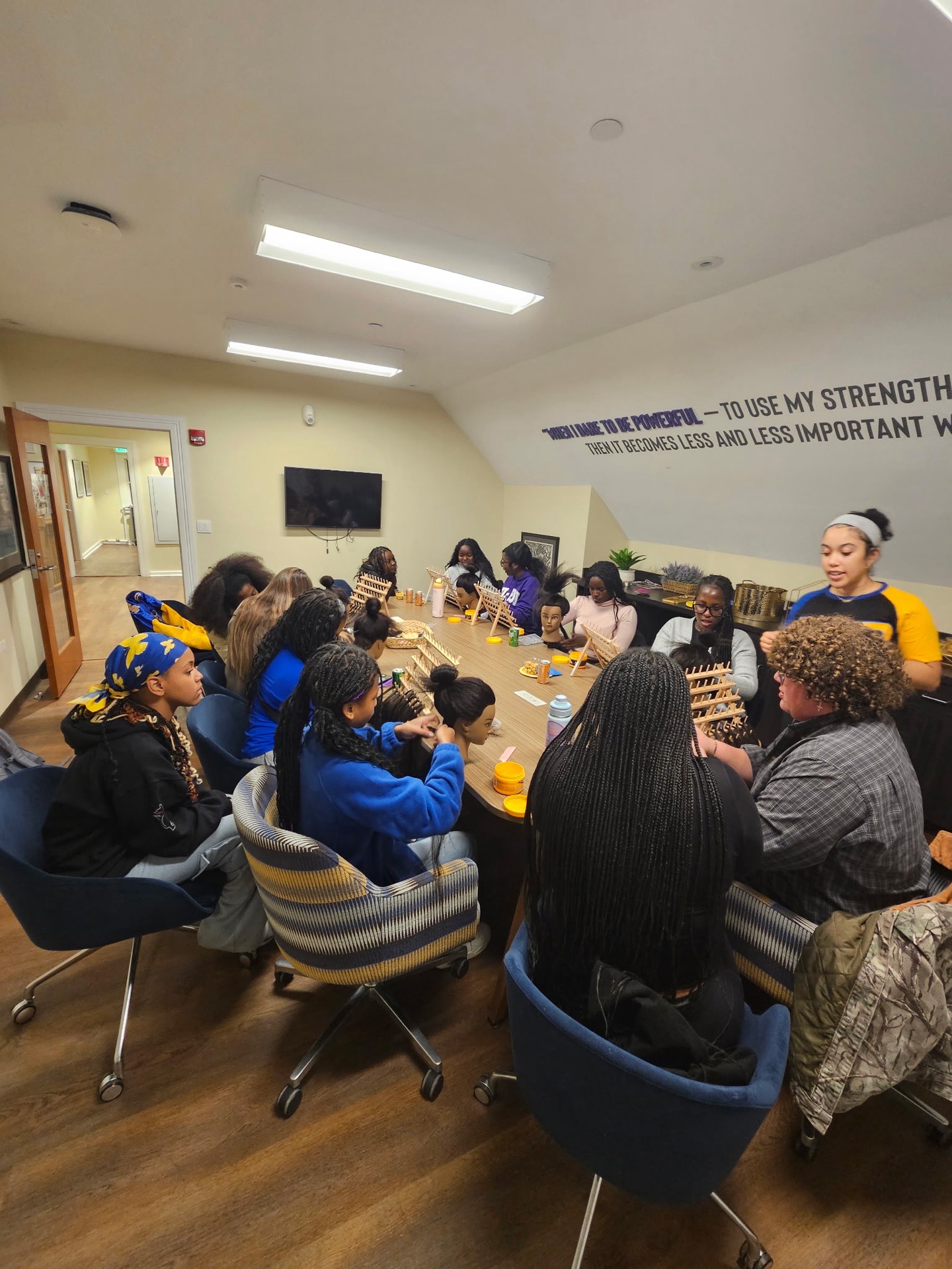 Braiding 101 community workshop